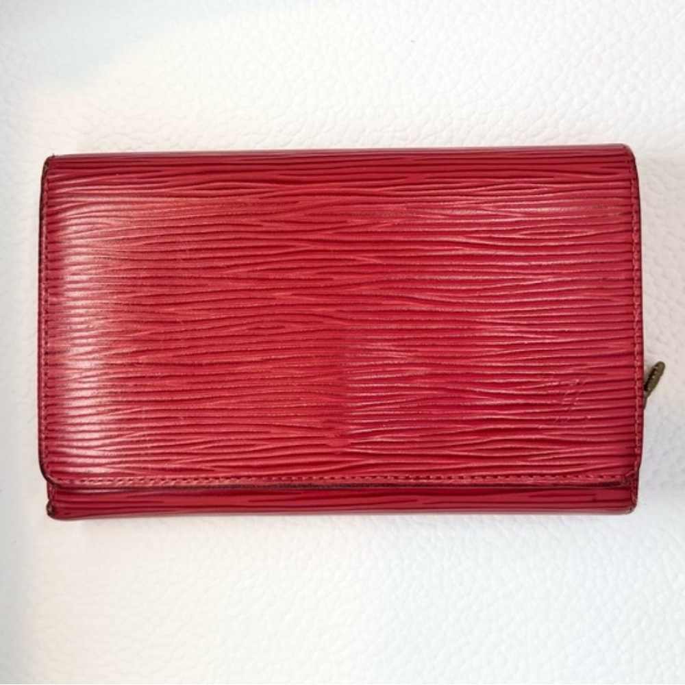 Louis Vuitton Red Wallet